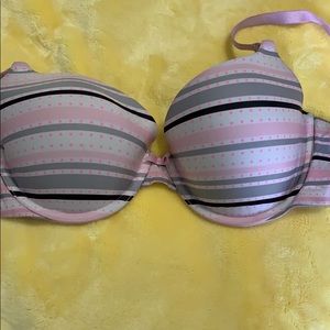 Victoria’s Secret Bra 36C